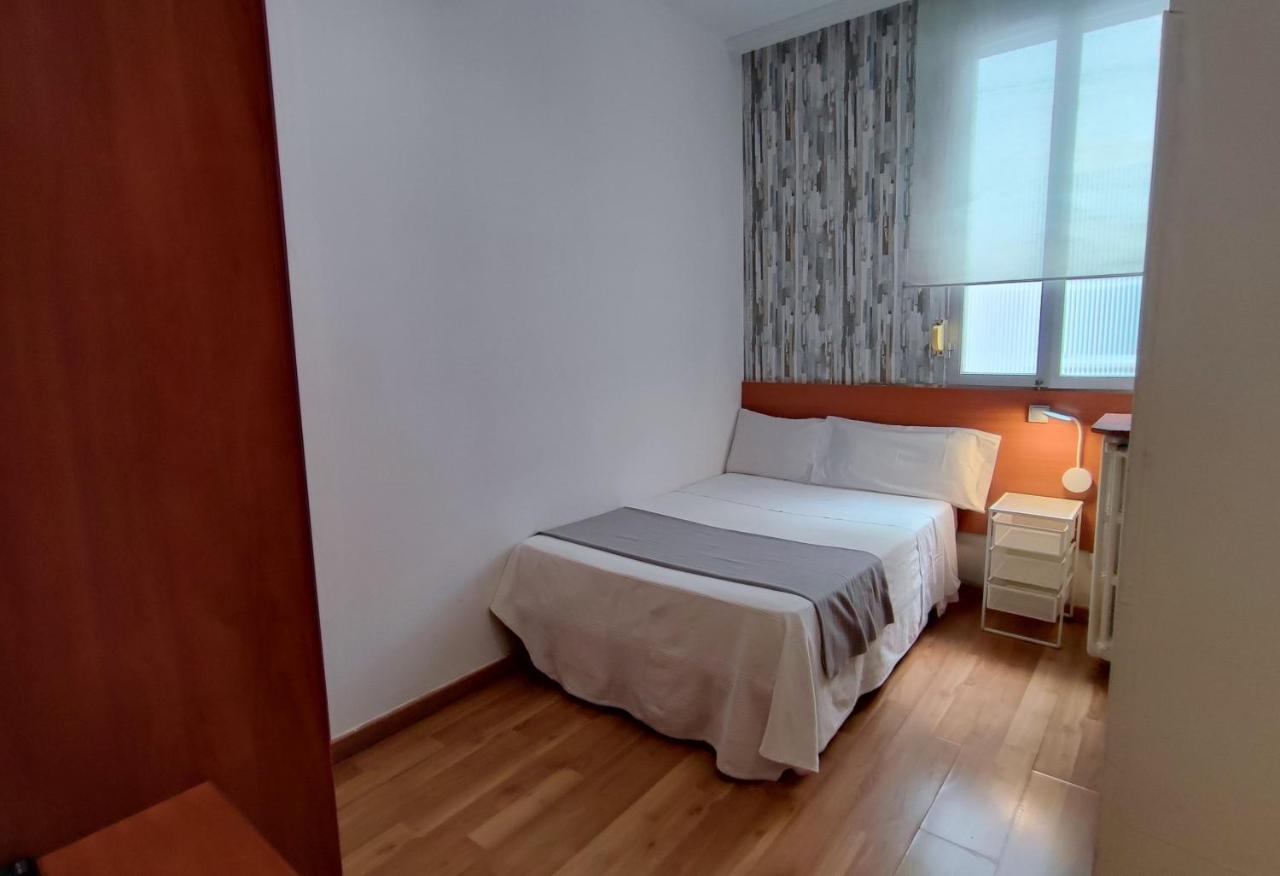 Hostal Cervantes Madrid Dış mekan fotoğraf