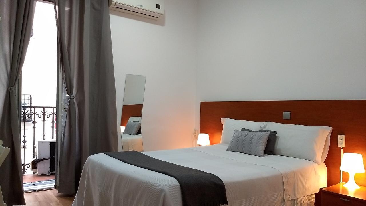 Hostal Cervantes Madrid Dış mekan fotoğraf